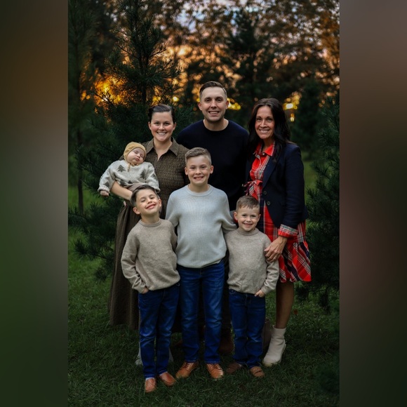 Meet your Posher, Cherie - Picture 3 of 14